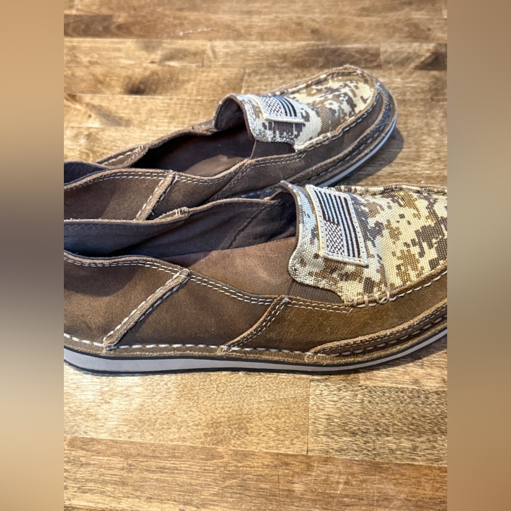 Women 6.5B Ariat Cruiser Patriot Slip On Leather Digital Camo USA America Flag - Picture 5 of 9